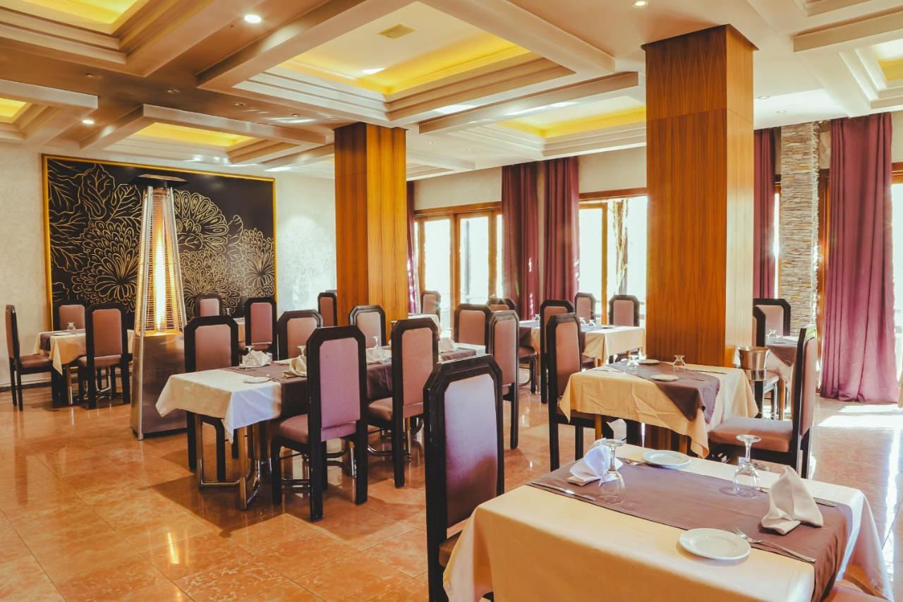 Hotel Perce Neige Ifrane  Exterior photo